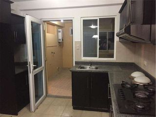 Foto 3 de Venta de casa en condominio zona sur de manta