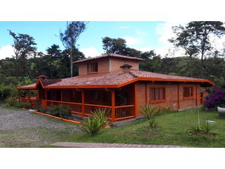 Casas en Venta en Bello | PROPERATI