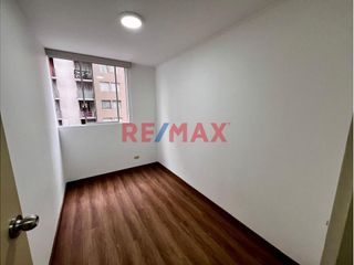 Foto 11 de ALQUILER ¡Tu nuevo hogar te espera! Descubre este lindo y acogedor departamento remodelado, ubicado en el 3er piso con vista interna, excelente ilumin