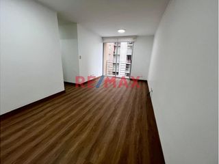 Foto 12 de ALQUILER ¡Tu nuevo hogar te espera! Descubre este lindo y acogedor departamento remodelado, ubicado en el 3er piso con vista interna, excelente ilumin