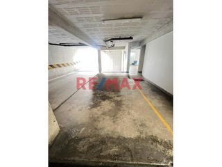 Foto 18 de ¡Vendo Estacionamiento Lineal Para 02 Camionetas En Jr Toquepala, Surco!