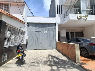 Foto 1 de bodega en arriendo en lleras restrepo. Cod A4982