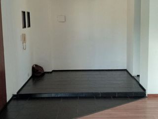 VENTA MONOAMBIENTE EN QUILMES CENTRO