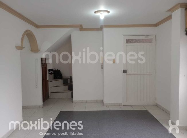 Apartamento en arriendo en Alcalá