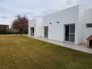 Foto 1 de Casa - Cordoba Capital.
