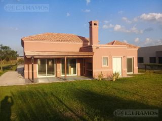 Foto 3 de Casa - Puertos Escobar Barrio Vistas