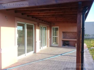 Foto 5 de Casa - Puertos Escobar Barrio Vistas