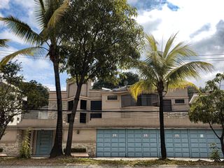 Foto 1 de Casa en Alquiler en Kennedy