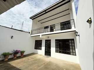 Foto 1 de casa en venta en apulo. Cod V1564