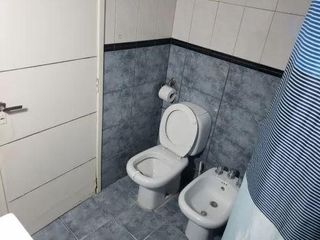 Casa en venta - 4 dormitorios 3 baños - Cochera - 300mts2 - Tolosa, La Plata
