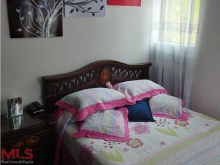 Confortable apartamento en venta en Robledo(MLS#234172)
