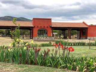 Foto 10 de TERRENO ESQUINA EN VENTA LAS CAÑADAS 1286 M2