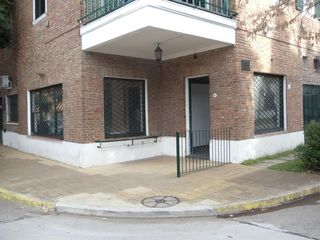 Casa   PH Venta - Victoria 2/3 dormitorios terraza local departamento con patio
