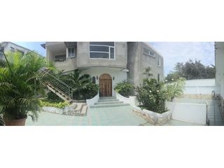 Foto 2 de Casa de venta en Manta, zona centro sur