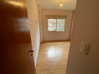 Departamento en venta en Ezpeleta Este