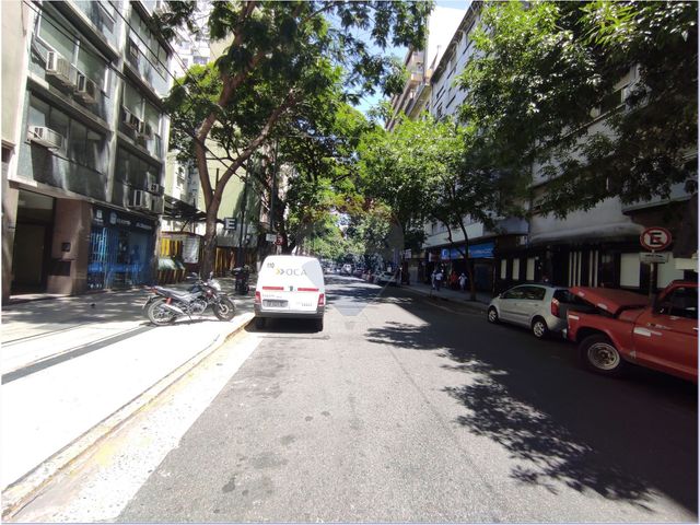 VENTA COCHERA FIJA EN PLANTA BAJA TRIBUNALES