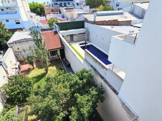 Casa en  Villa del Parque Cochera/Jardín/Dependencia/ Parrilla y Terraza.