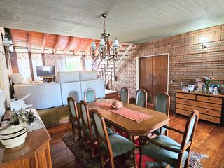 Casa en  Villa del Parque Cochera/Jardín/Dependencia/ Parrilla y Terraza.