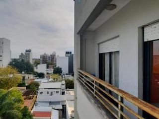 Departamento 2 dormitorios balcón  cochera semicubierta en venta en La Plata