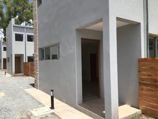 Casa en venta en Gonnet - Barrio San Antonio - Dacal Bienes Raíces