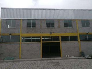 Foto 3 de VENDO BODEGA LOCAL, NORTE DE QUITO