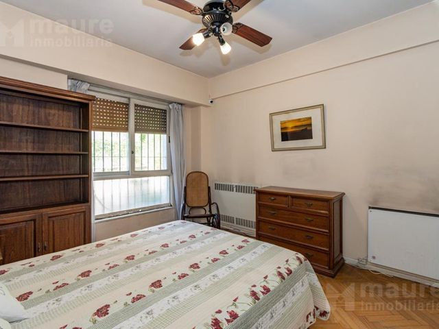 3 dormitorios y dependencia en venta con cochera y jardín de 117m2 en Belgrano