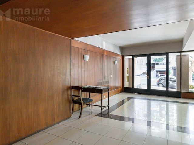 3 dormitorios y dependencia en venta con cochera y jardín de 117m2 en Belgrano