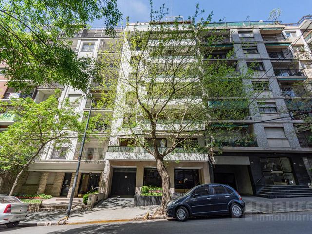 3 dormitorios y dependencia en venta con cochera y jardín de 117m2 en Belgrano