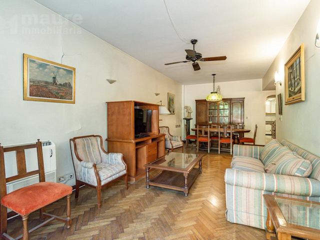 3 dormitorios y dependencia en venta con cochera y jardín de 117m2 en Belgrano