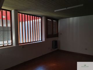 Oficina en alquiler ubicado en Salto
