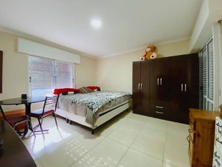 Casa en venta de 3 dormitorios c/ cochera en Centro