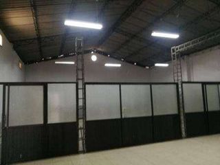 ARRIENDO BODEGA COMERCIAL, ANTIGUO AEROPUERTO 500M2