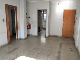 Departamento en venta - 2 dormitorios 2 baños - Cochera - 88mts2 - La Plata