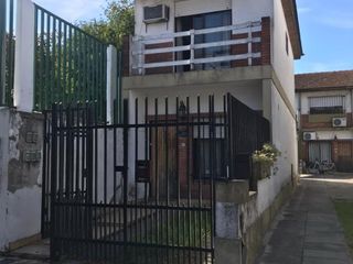 Duplex en venta en Ramos Mejia Sur