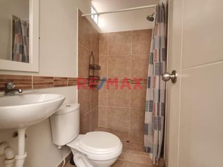 Foto 7 de CASA EN VENTA EN EL CONDOMINIO CLUB LOS SAUCES, Un lugar seguro para vivir rodeado de parques y jardines,
Piscina, juego para niños, Minimarket, sala