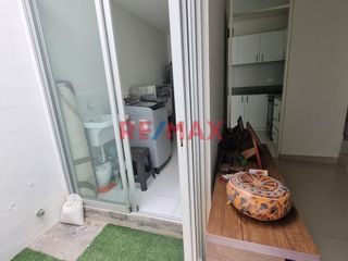 Foto 5 de CASA EN VENTA EN EL CONDOMINIO CLUB LOS SAUCES, Un lugar seguro para vivir rodeado de parques y jardines,
Piscina, juego para niños, Minimarket, sala