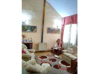 Foto 7 de VENTA-GRAN PROPIEDAD EN JESÚS MARA-PARQUE SUIZO-CASA 3 DORM