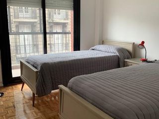 LINDISIMO 3 AMBIENTES AMOBLADO CON BALCON