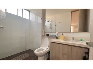 Foto 17 de VENTA DE APARTAMENTO MUY COMERCIAL DE ESPACIOS GENEROSOS Y LIMPIOS