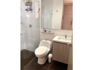Foto 12 de VENTA DE APARTAMENTO MUY COMERCIAL DE ESPACIOS GENEROSOS Y LIMPIOS