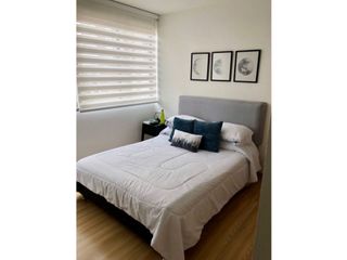 Foto 4 de VENTA DE APARTAMENTO MUY COMERCIAL DE ESPACIOS GENEROSOS Y LIMPIOS