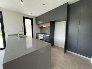 Venta Casa  - La Rinconada - Ibarlucea - Barrio Cerrado - a estrenar