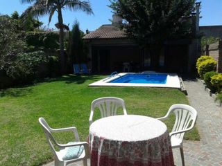 Foto 13 de Venta Casa 4 Ambientes Temperley Con COCHERA PASANTE , PILETA Y QUINCHO