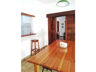 Foto 6 de CHALET DE 5 AMBIENTES CON QUINCHO EN CHAUVIN - Toma menor valor -