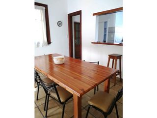 Foto 5 de CHALET DE 5 AMBIENTES CON QUINCHO EN CHAUVIN - Toma menor valor -