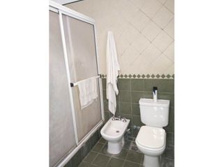 Foto 14 de CHALET DE 5 AMBIENTES CON QUINCHO EN CHAUVIN - Toma menor valor -