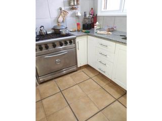 Foto 10 de CHALET DE 5 AMBIENTES CON QUINCHO EN CHAUVIN - Toma menor valor -