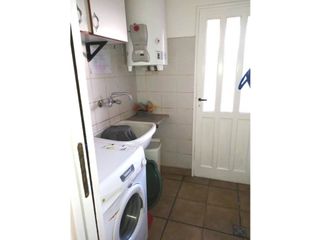 Foto 12 de CHALET DE 5 AMBIENTES CON QUINCHO EN CHAUVIN - Toma menor valor -