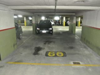 VENTA COCHERA DOBLE APTO 2 VEHICULOS MEDIANOS MICROCENTRO TRIBUNALES