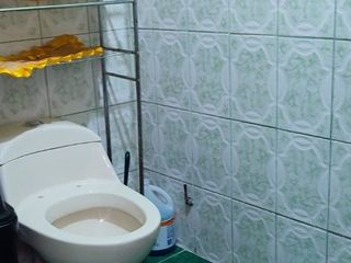 Foto 11 de casa de 2 pisos con locales Comerciales/ frente mercado - Callao $215,000